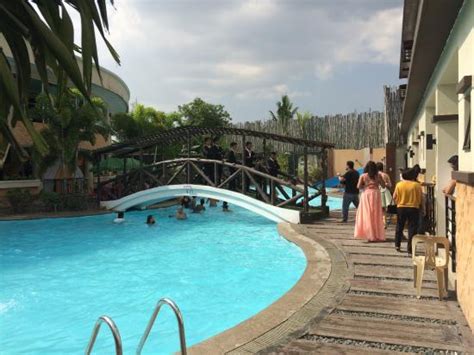 golden pyramid pavilion and resort prices|4 stars only .